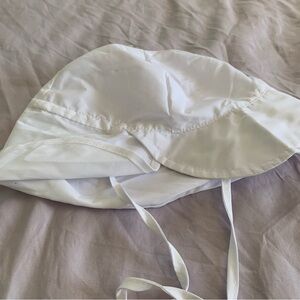 Brook + Bay Kids White Sun Hat with Chin Ties UPF5O Sun Protection Adjustable